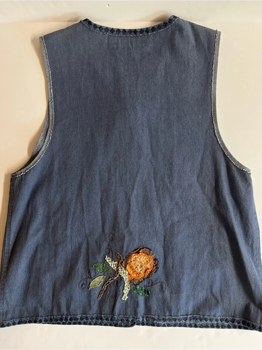 VTG. Artclothes - Handmade Denim Blue Vest Colorful Floral Applique,Embroidery.L